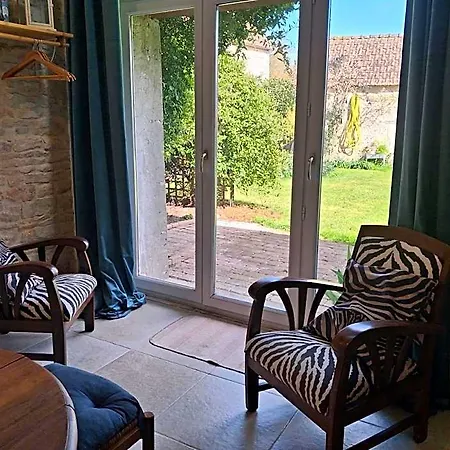 فندق مبيت وإفطار Atelier Aux Dimes Le Manoir (Calvados)